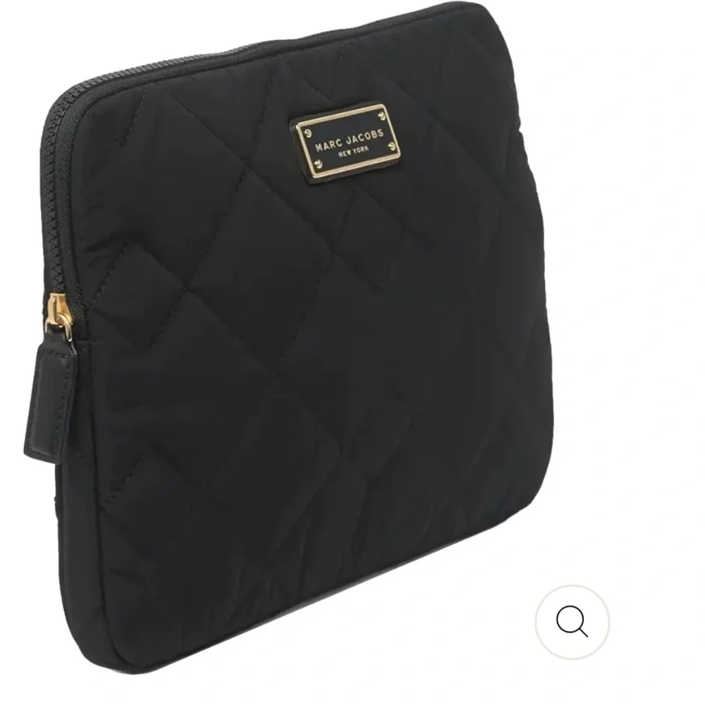 Marc Jacobs Black Quilted Pouch